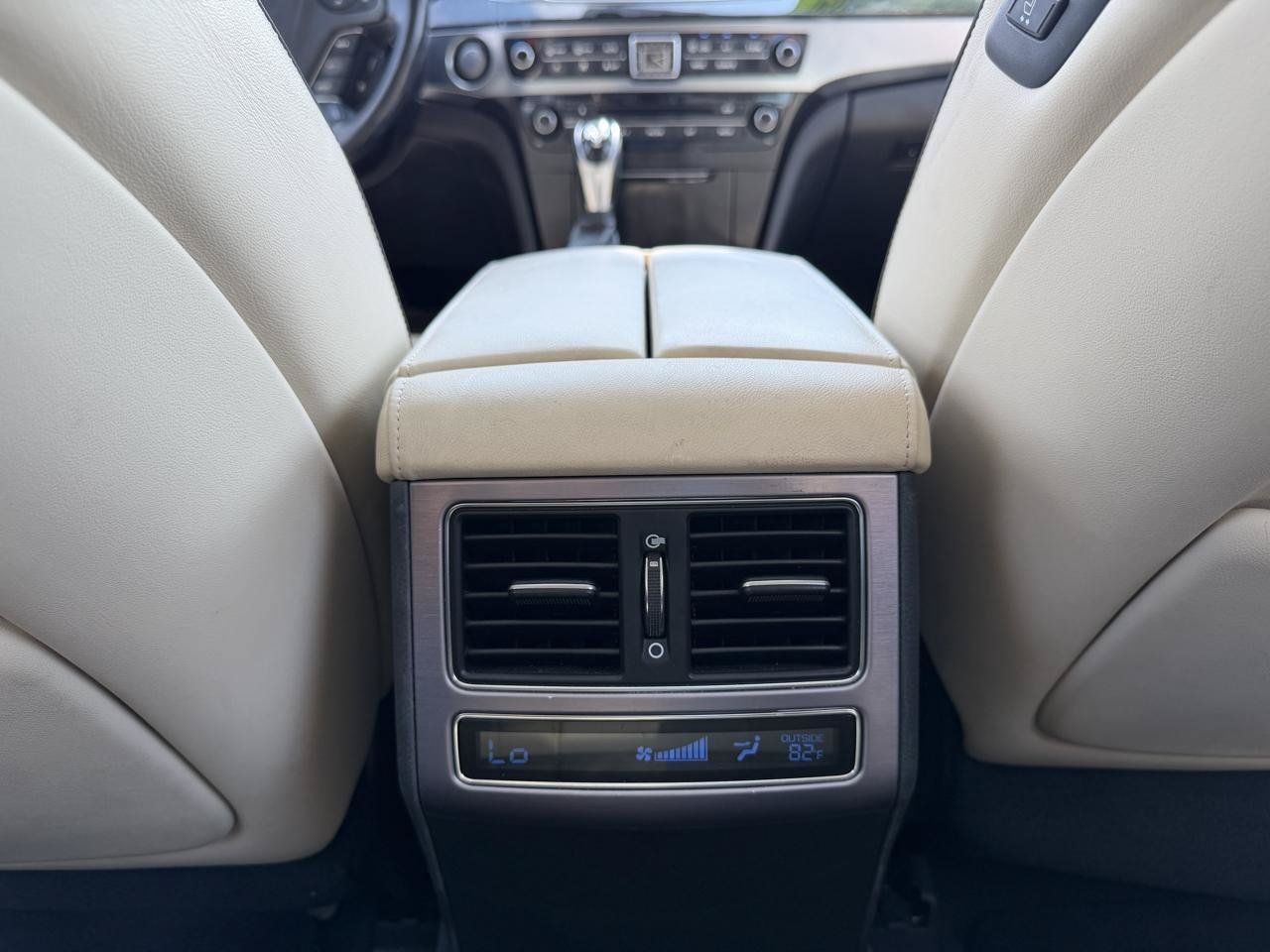 Used 2016 Hyundai Equus Signature RWD image 23