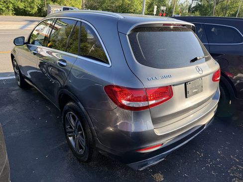 Used 2016 Mercedes-Benz GLC 300 4MATIC w/ Premium Package image 6