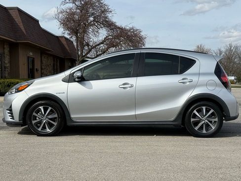 Used 2018 Toyota Prius C Two FWD image 2