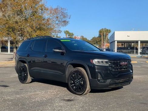 Used 2023 GMC Acadia SLE w/ Driver Convenience Package image 2