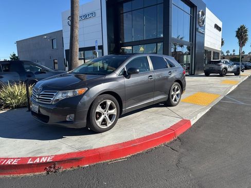 Used 2010 Toyota Venza AWD image 4