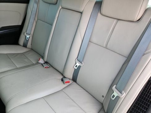 Used 2017 Toyota Avalon XLE Plus image 13