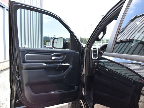 Used 2019 RAM 1500 Big Horn AWD/4WD image 17