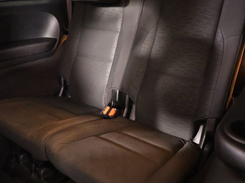 Used 2021 Dodge Durango SXT image 12