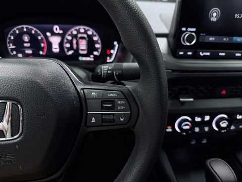 Certified 2025 Honda Accord SE image 26