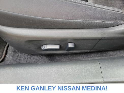 Certified 2025 Nissan Altima 2.5 SV FWD image 35