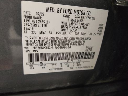 Used 2022 Ford Explorer XLT image 33
