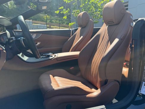 Used 2023 Mercedes-Benz E 450 4MATIC Cabriolet image 31