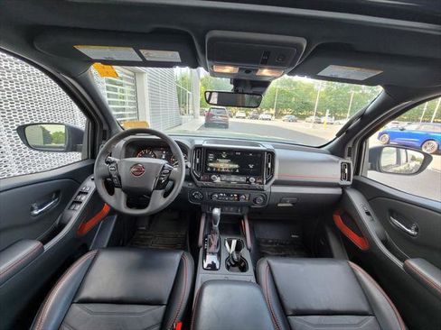 Used 2025 Nissan Frontier PRO-4X w/ Pro Premium Package AWD/4WD image 21