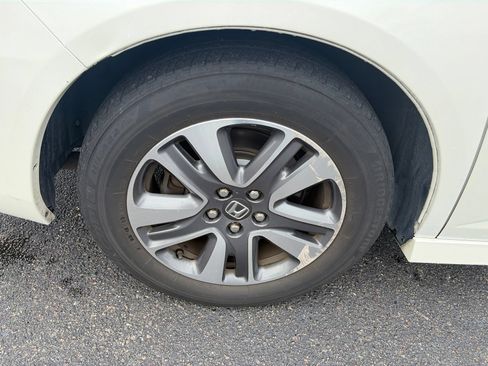 Used 2016 Honda Odyssey Touring image 10