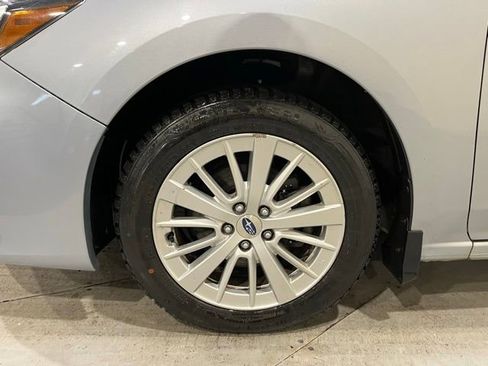 Used 2018 Subaru Impreza 2.0i Premium AWD/4WD image 9