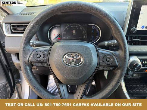 Used 2025 Toyota RAV4 LE image 17