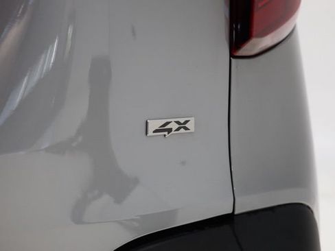 Used 2024 Kia Seltos EX AWD/4WD image 13