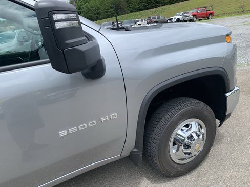 New 2026 Chevrolet Silverado 3500 LT w/ Convenience Package AWD/4WD image 24