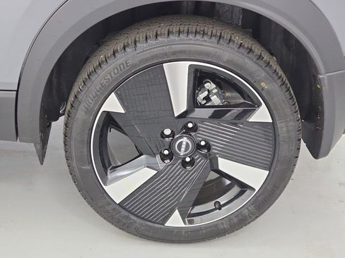 New 2026 Nissan Kicks SR FWD image 31