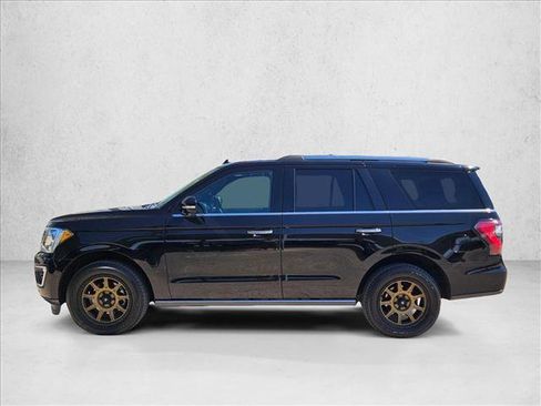 Used 2021 Ford Expedition Limited image 9