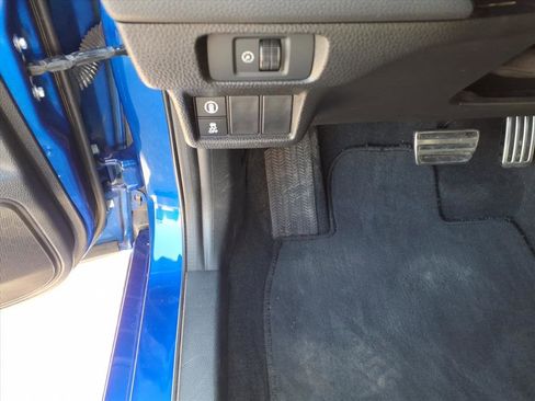 Used 2022 Honda Civic Sport image 11