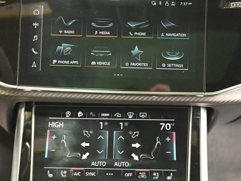Used 2024 Audi RS Q8 AWD/4WD image 5