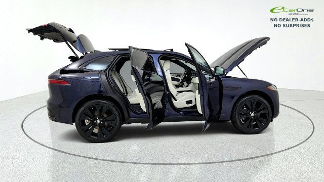 Used 2025 Jaguar F-PACE R-Dynamic S AWD/4WD image 20