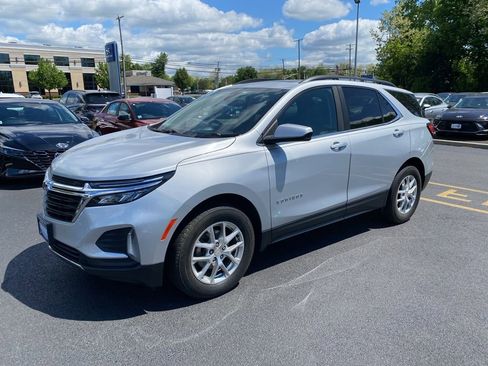 Certified 2022 Chevrolet Equinox LT AWD/4WD image 5