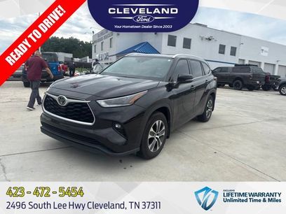 Used 2021 Toyota Highlander XLE