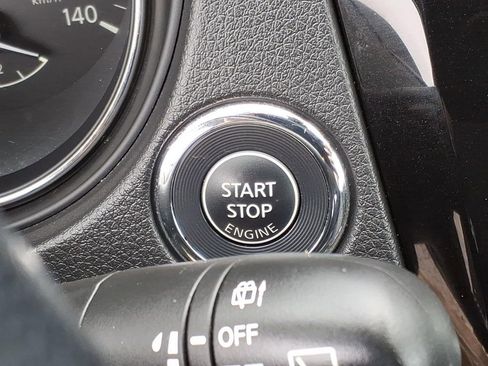 Used 2021 Nissan Rogue Sport SV AWD/4WD image 24