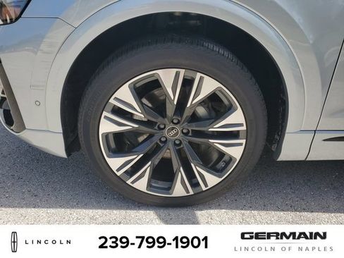 Used 2025 Audi Q8 Premium Plus w/ Premium Plus Package AWD/4WD image 12