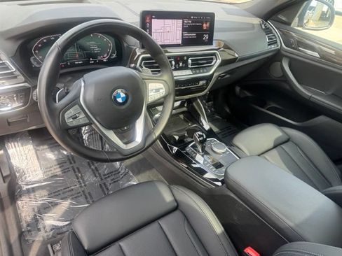 Certified 2025 BMW X4 xDrive30i AWD/4WD image 18