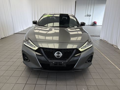 Used 2021 Nissan Maxima SR w/ Sport Mat Group FWD image 2