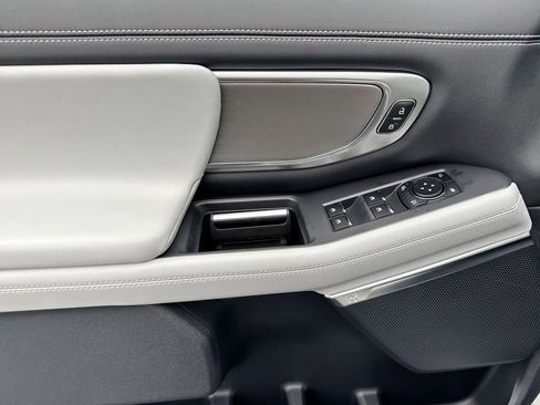 New 2026 Ford Expedition Platinum image 22