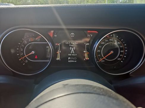 Used 2020 Jeep Wrangler Unlimited Sport S image 19