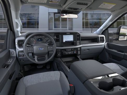 New 2026 Ford F550 4x4 Supercab Super Duty image 9