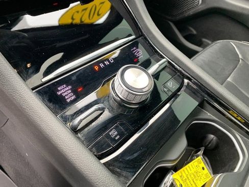 Used 2023 Jeep Grand Cherokee Overland w/ MOPAR Finishing Package image 22