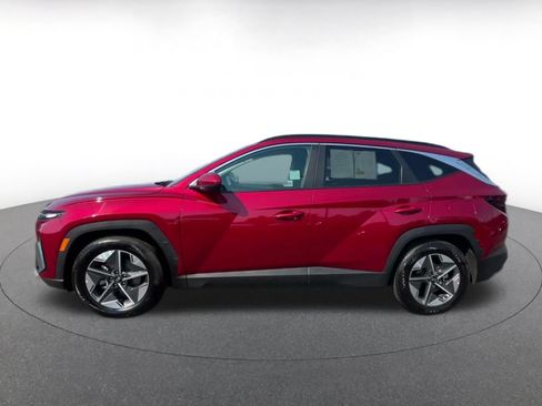Used 2025 Hyundai Tucson SEL FWD image 6