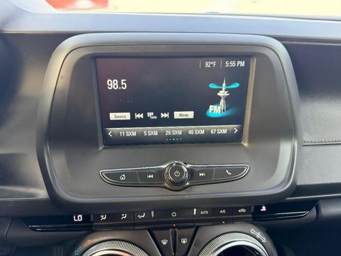 Used 2017 Chevrolet Camaro LT RWD image 23