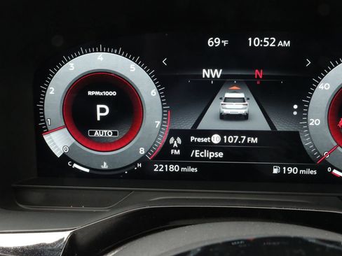 Used 2025 Nissan Pathfinder Platinum AWD/4WD image 4