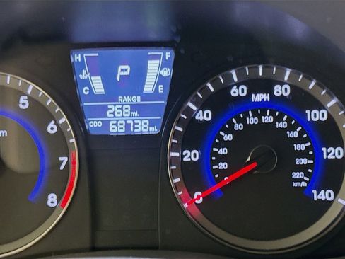 Used 2014 Hyundai Accent SE w/ Option Group 3 image 15