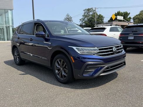Used 2023 Volkswagen Tiguan SE w/ Panoramic Sunroof Package AWD/4WD image 5