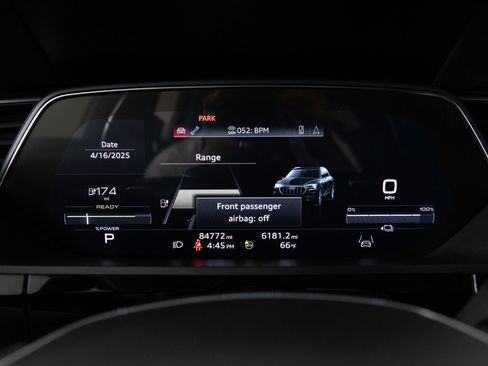 Used 2021 Audi e-tron Premium w/ Convenience Plus Package image 31