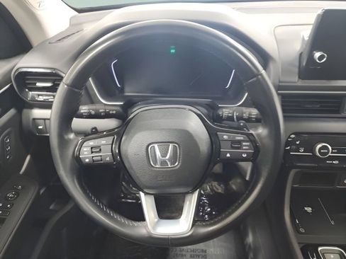 Used 2023 Honda Pilot Touring image 30