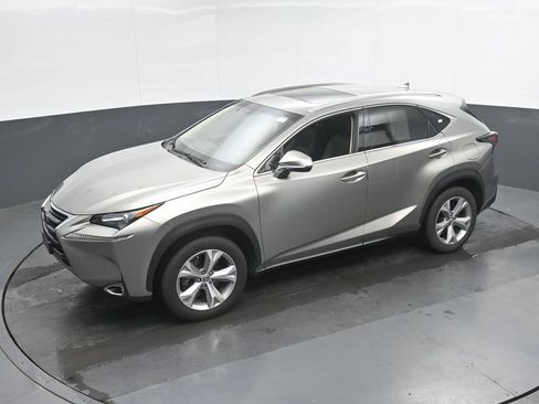Used 2017 Lexus NX 200t AWD w/ Premium Package image 33