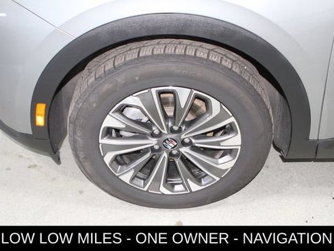 Used 2024 Buick Envision Preferred AWD/4WD image 12