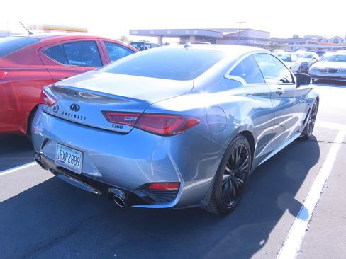 Used 2017 INFINITI Q60 w/ Cargo Package image 4