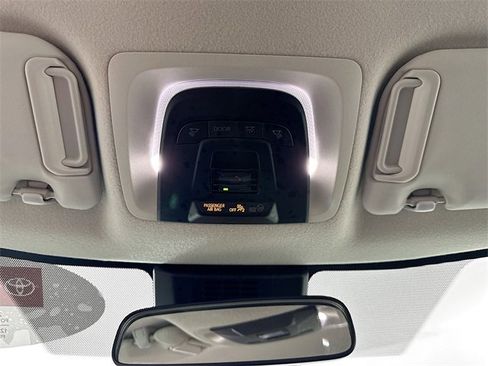 Certified 2025 Toyota Corolla LE image 18