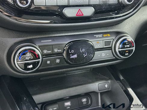 Certified 2023 Kia Soul EX FWD image 15