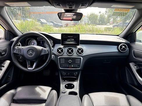 Used 2017 Mercedes-Benz GLA 250 image 7