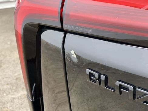 Used 2024 Chevrolet Blazer EV RS image 32