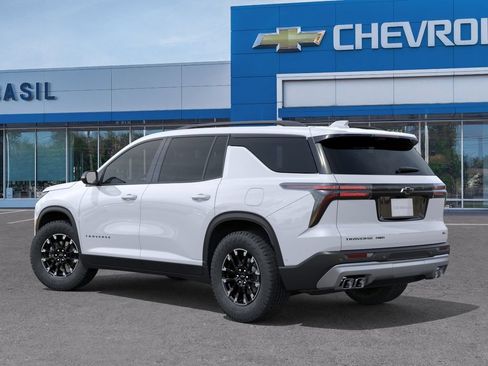 New 2026 Chevrolet Traverse Z71 w/ Driver Confidence Package AWD/4WD image 3