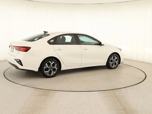 Used 2020 Kia Forte LXS FWD image 7