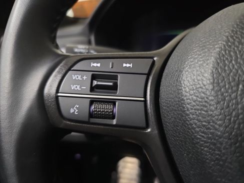 Used 2023 Honda Accord Sport image 19